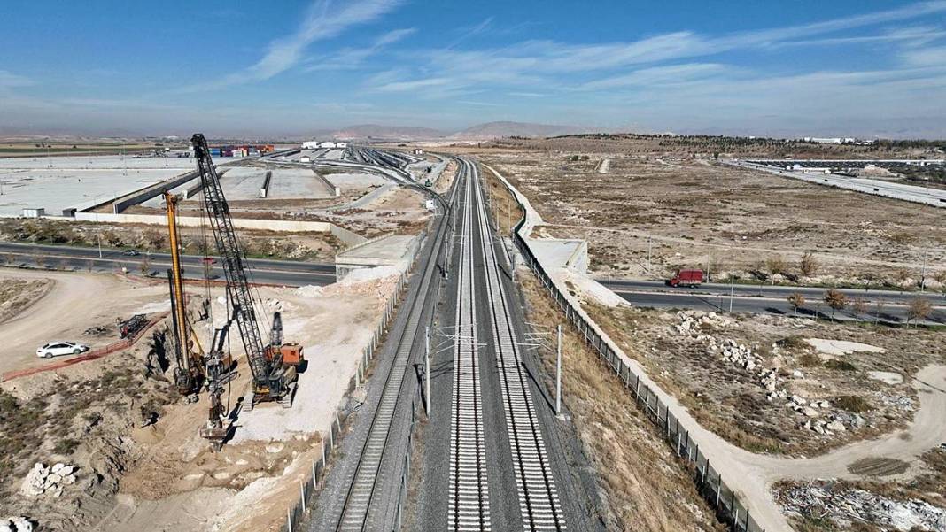 KonyaRay'da tarih belli oldu: 30 dakikaya düşüyor! Banliyö tren hattı, trafiğe nefes aldıracak 10